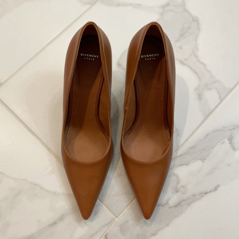Givenchy Butterscotch Leather Pumps